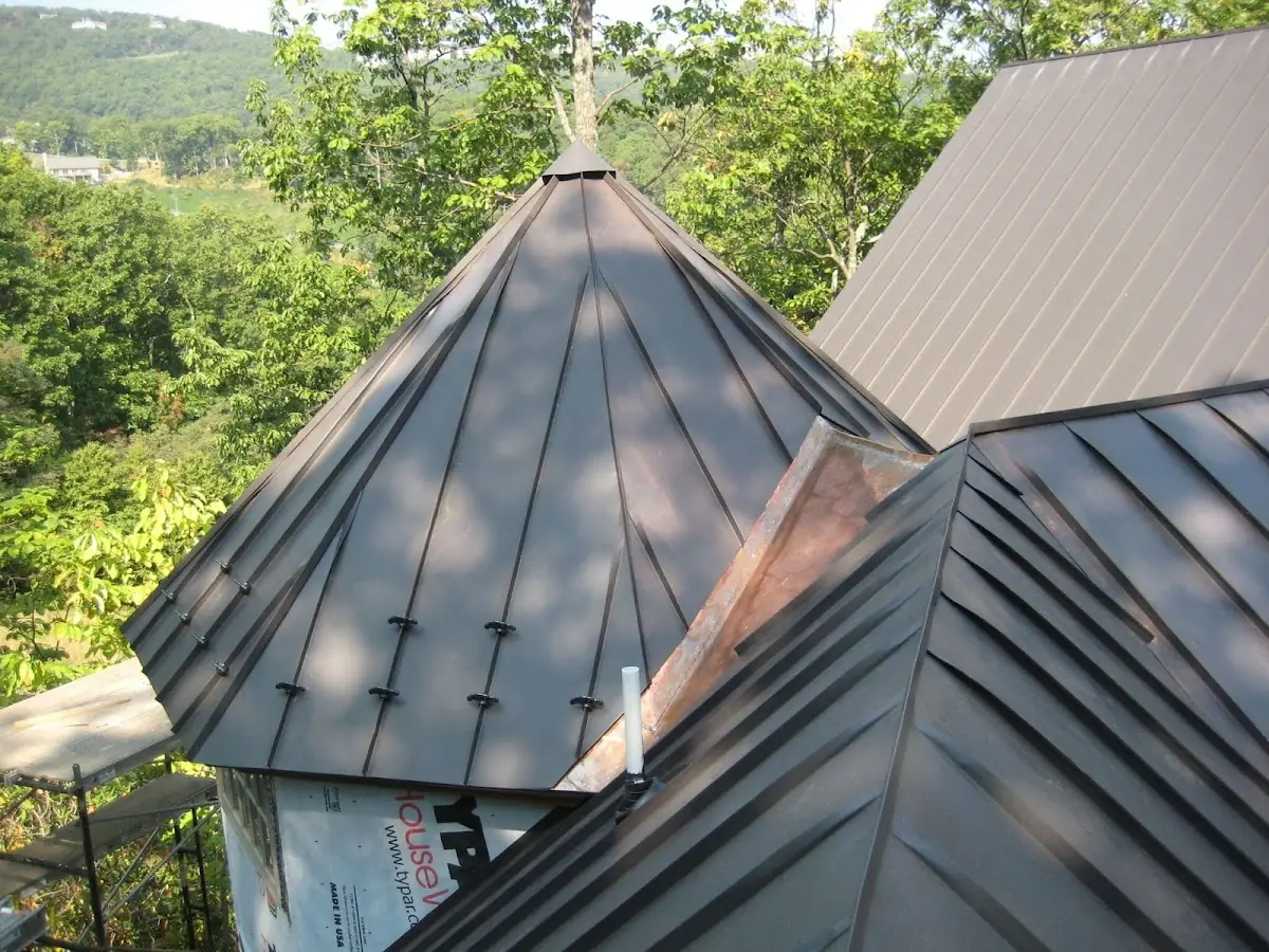 Professional Roof Tarp Installation by Craftsman Roofing in Wauregan